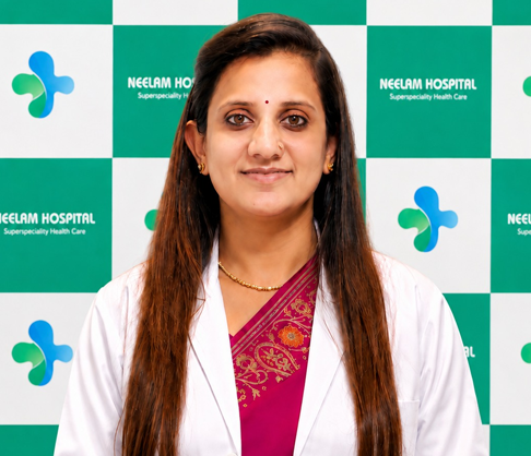 Dr Parul Sarwalia